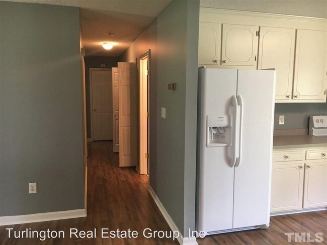 Building Photo - 304 Burgess Cir