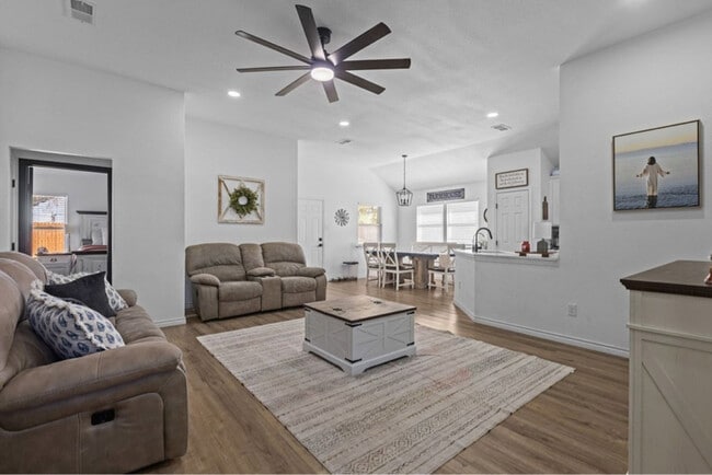 Foto del edificio - 2912 Boardwalk Ave