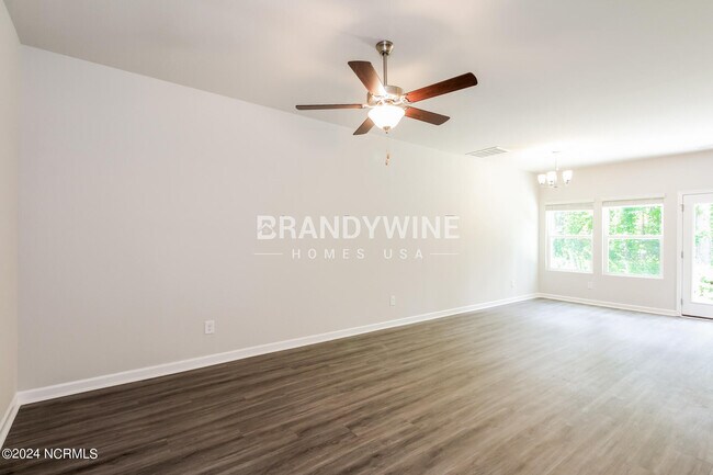 Building Photo - 811 Coosaw Pl