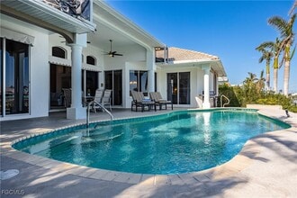 Building Photo - 5323 SW 28th Pl Building Photo - 5323 SW 28th Pl