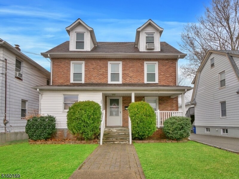 23 Blaine St, Millburn, NJ 07041 House Rental in Millburn, NJ