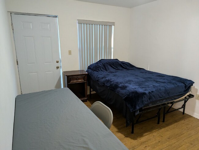 Foto del edificio - 3600 SW 23rd St