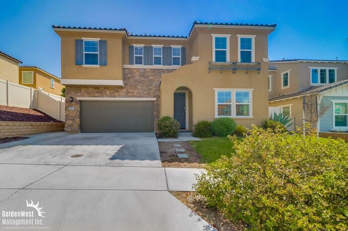 Primary Photo - Stunning 5Bdm 3.5Ba Home in the Montecito ...