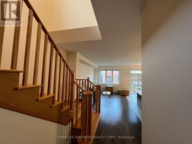 Building Photo - 60 Monteith Dr