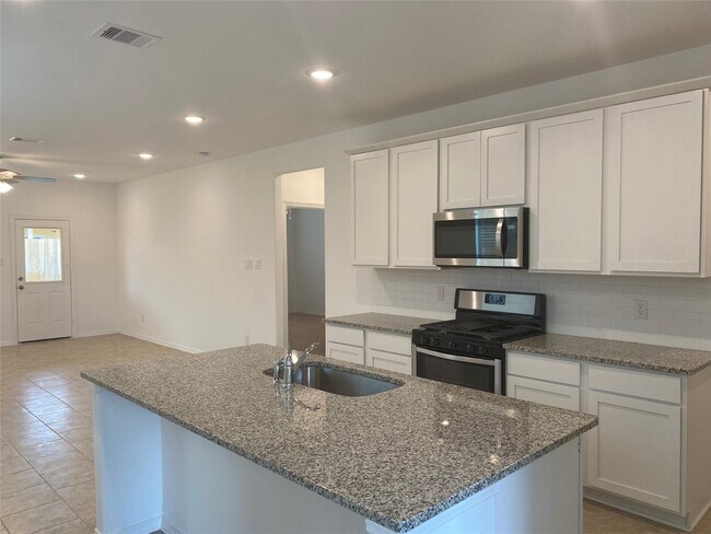 Foto del edificio - 23110 True Fortune Dr