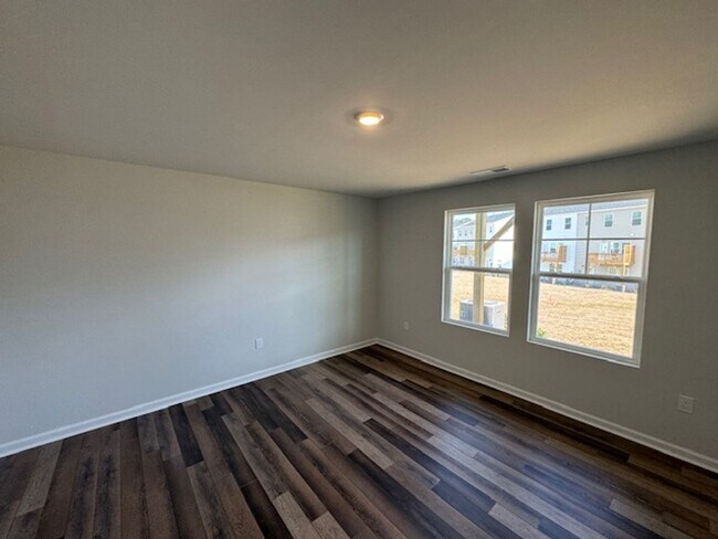 Building Photo - BRAND NEW and Internet Included!
