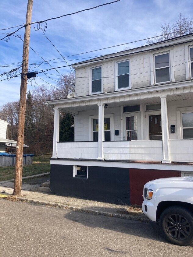 Foto principal - 7 N Price St