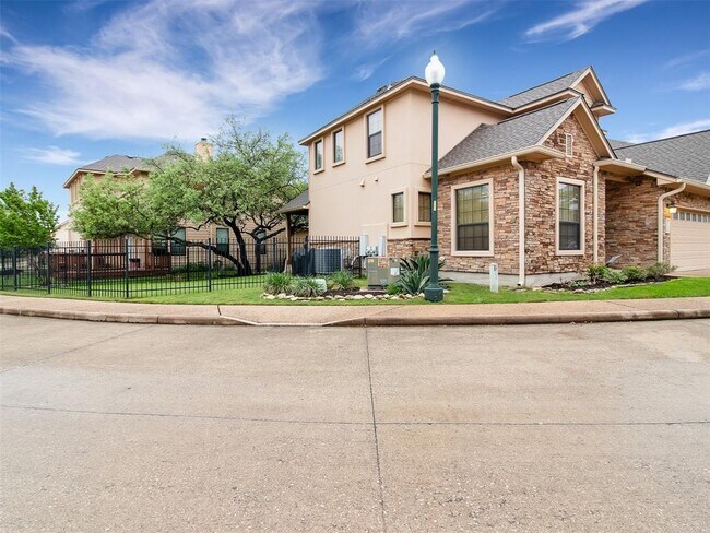 Building Photo - 13837 Ashton Woods Cir