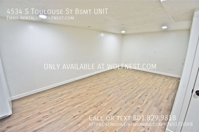 Building Photo - 4534 Toulouse St