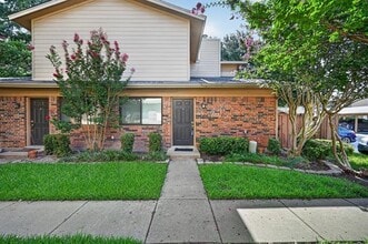 Building Photo - 5728 Cedar Creek Dr
