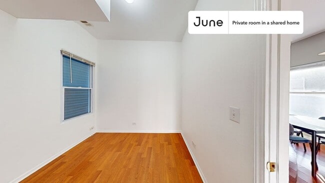 Building Photo - Room in Shared 3 bed/1 bath home