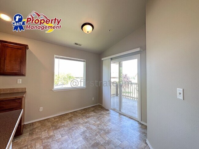 Foto del edificio - 3056 W Acarrera Ln