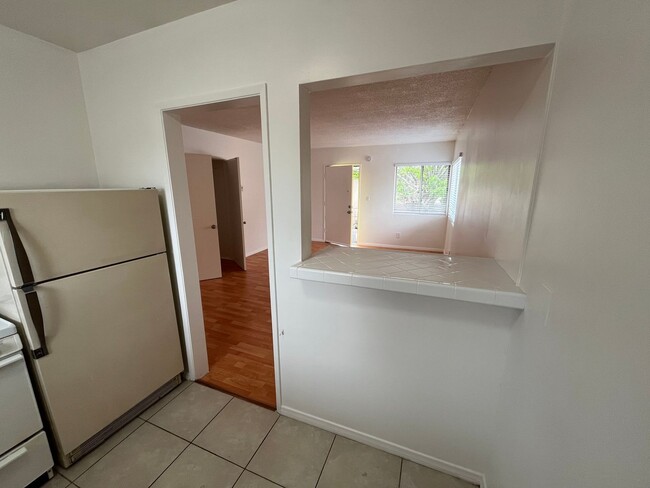 Foto del edificio - 6600 Whitsett Ave