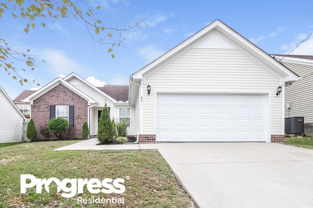 Primary Photo - 841 Lavergne Ln