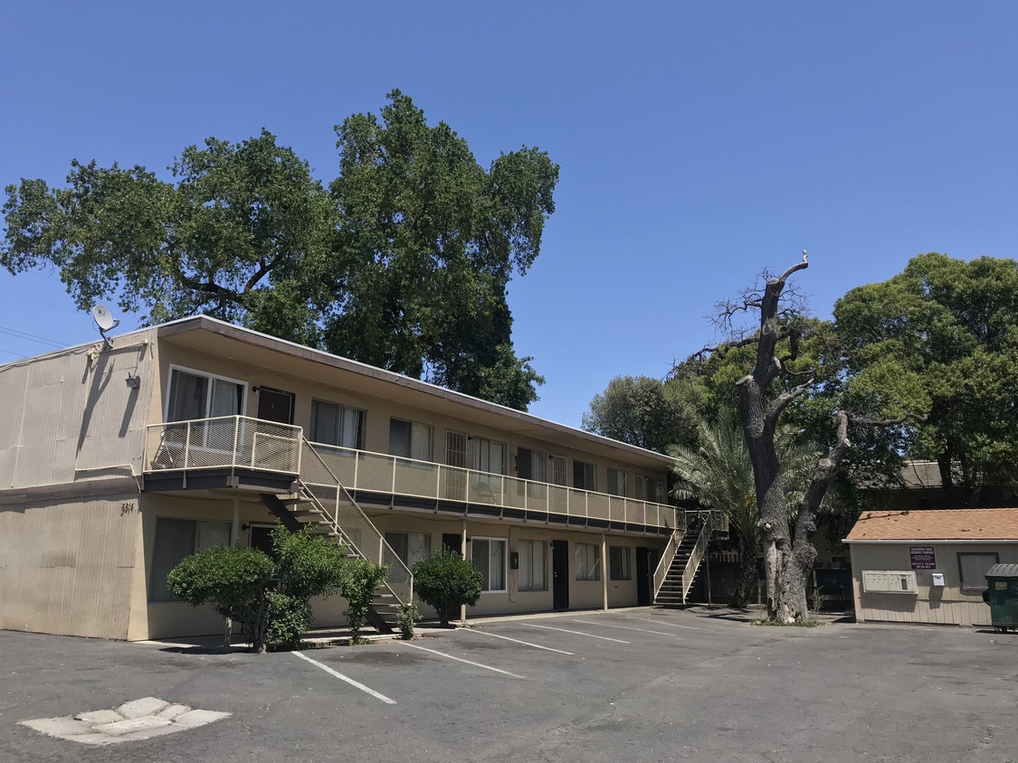 Primary Photo - California Oaks Apartments