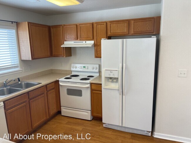 Foto del edificio - 2 br, 1 bath House - 3770 Ponderosa Court # 1