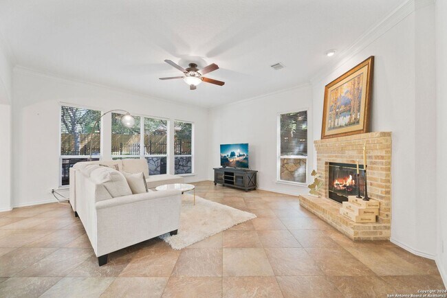 Building Photo - Size & Location in Stonewall Ranch