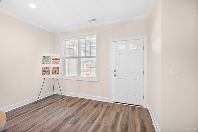 Foto del edificio - 157 Villa Oak Cir