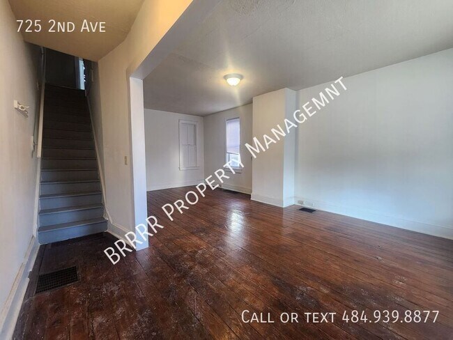 Foto del edificio - 725 2nd Ave
