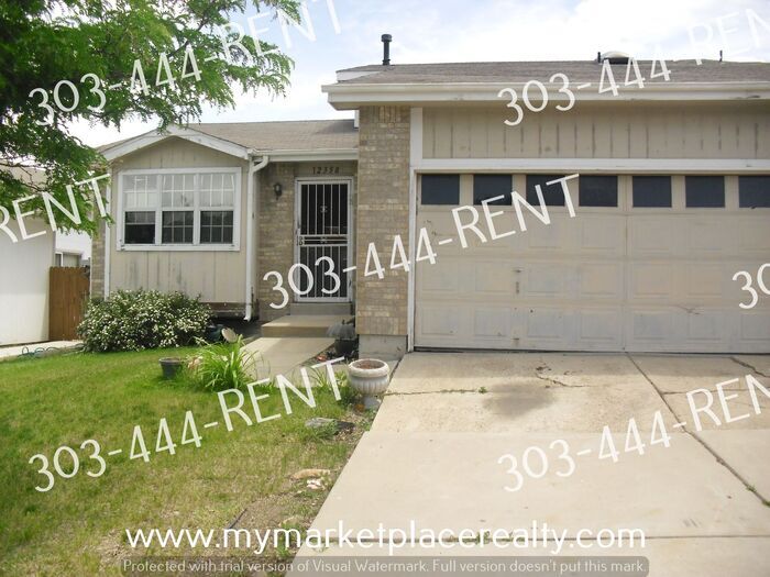 Primary Photo - Single Family Home - 3 Bedrooms & 2 Bathrooms