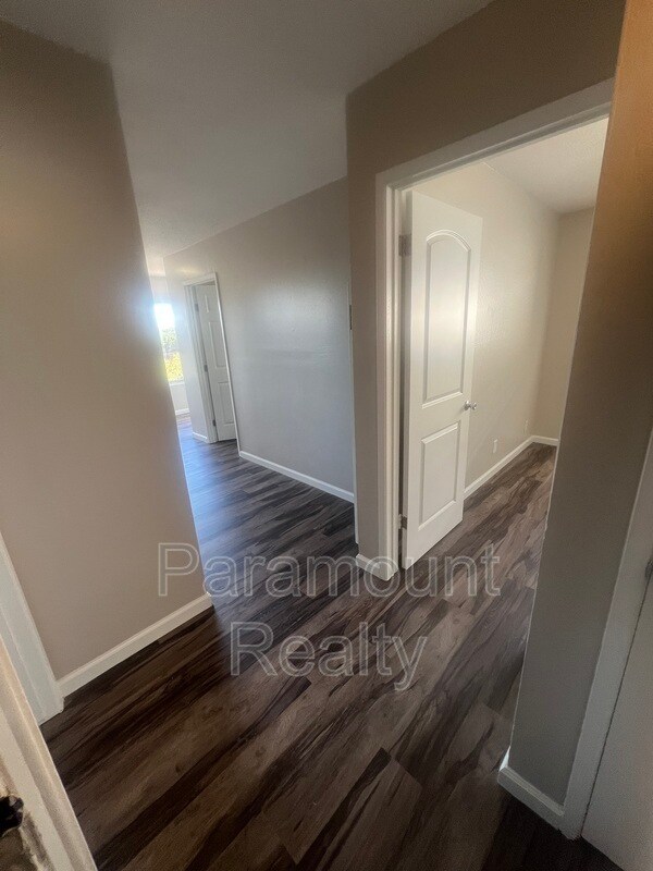 Foto del edificio - 25684 Spring Dr