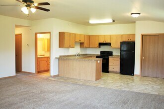 Building Photo - 7207 River Trail Dr