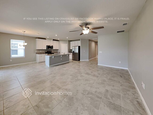 Foto del edificio - 18269 Falling Pine Needle Ln