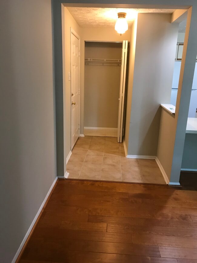 Building Photo - 4410 Groombridge Way