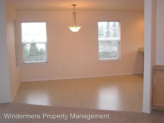 Building Photo - 326 E Bellis Fair Pkwy