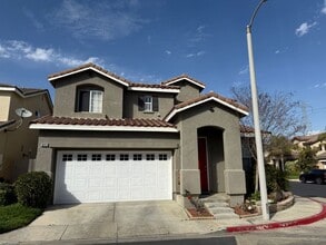 Building Photo - 28252 Cedar Ln