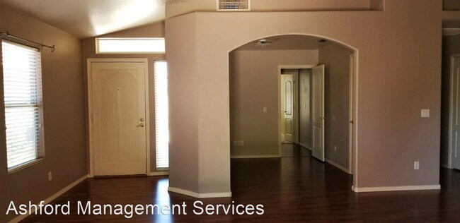 Building Photo - 3 br, 2 bath House - 907 E. Tonopah Dr.