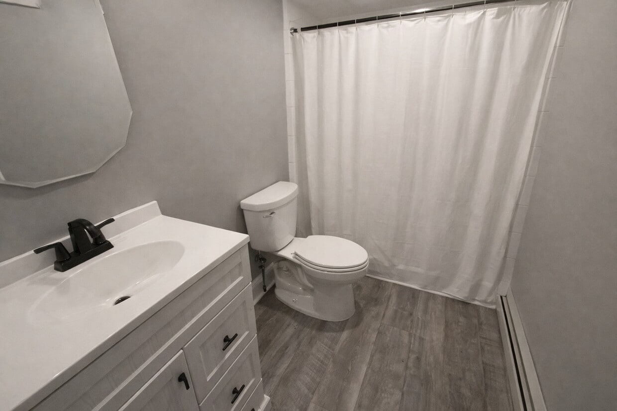 Building Photo - 123 Udall Rd