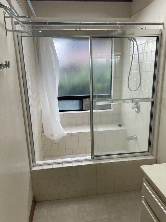 Building Photo - 7537 Jerez Ct