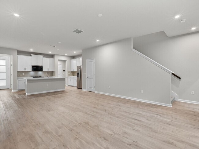 Building Photo - 3 Bedroom Townhome in Lutz