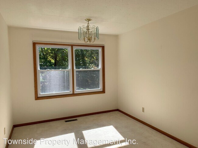 Foto del edificio - 3 br, 1.5 bath House - 807 Broce Drive
