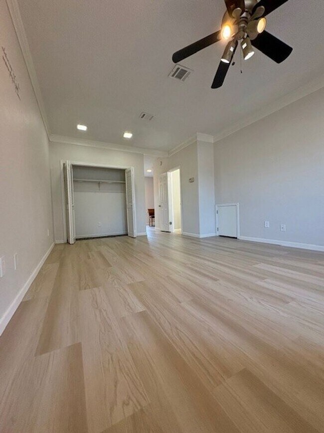 Foto del edificio - 1308 Park Ave