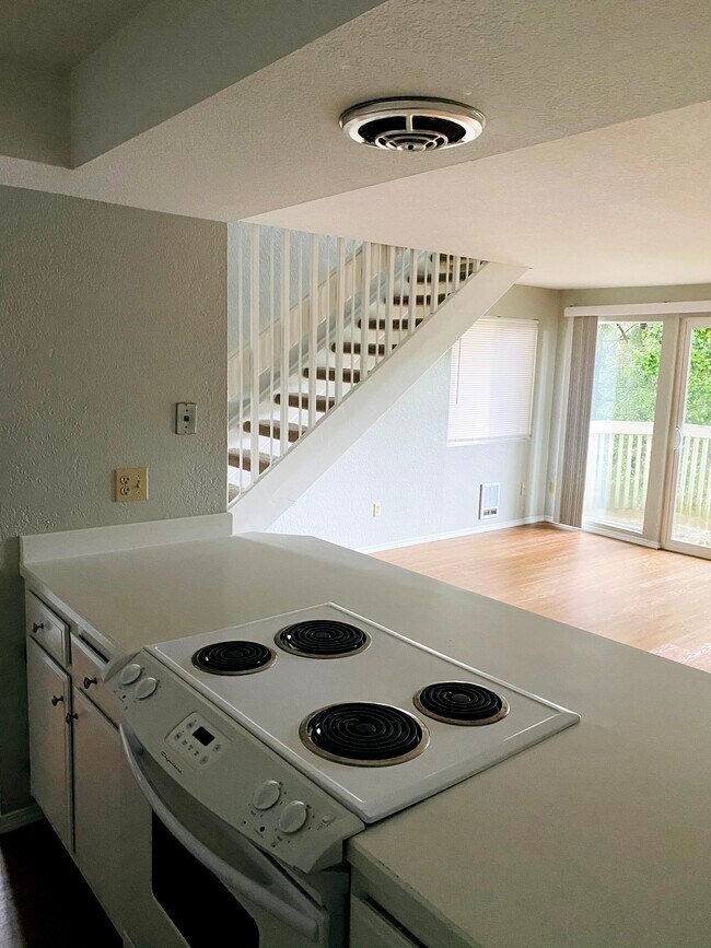 Foto del edificio - 332 SE Donnelly Ln