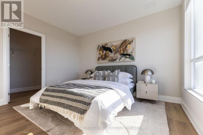 Building Photo - 4286 King St E