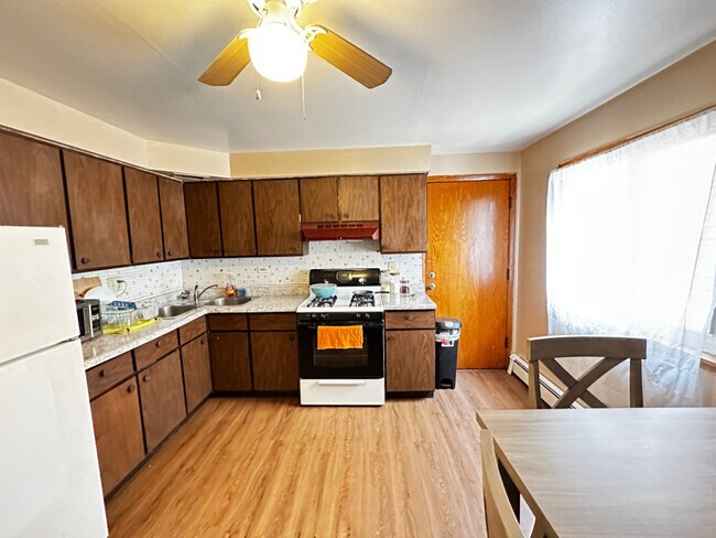 Foto del edificio - 3925 W 47th St