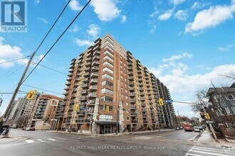 Building Photo - 429-429 Somerset St W