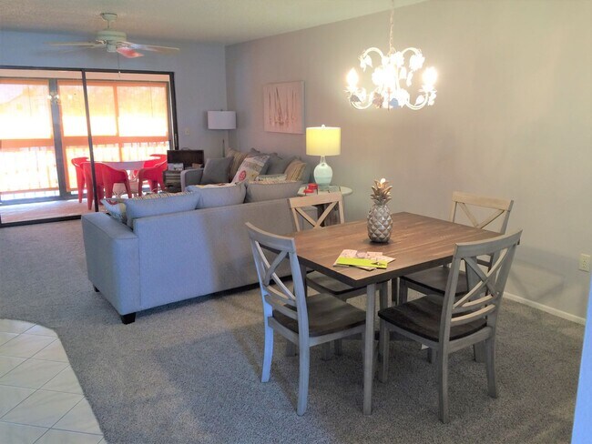 Building Photo - Seasonal Short-Term 2-Bedroom 2-Bath Condo...