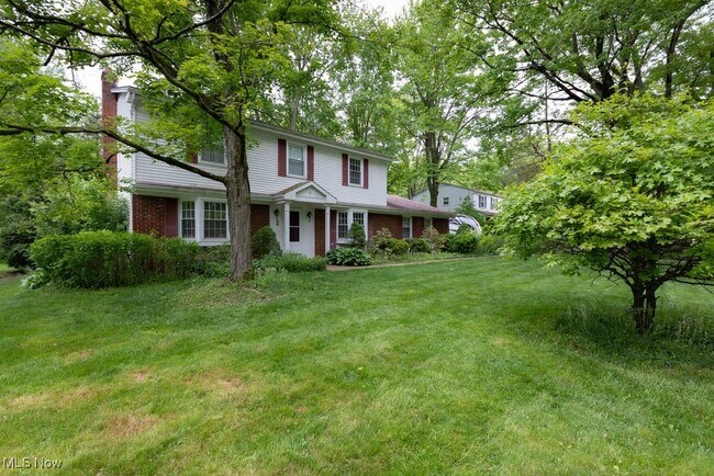 Building Photo - 5940 Hansom Dr