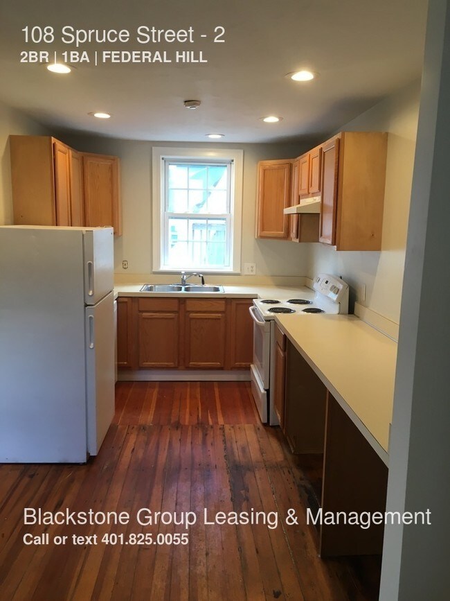 Building Photo - 108 Spruce St