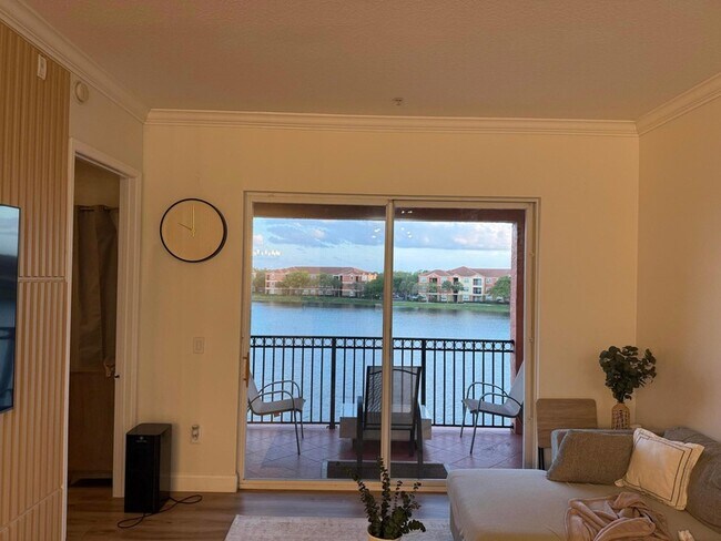 Foto del edificio - 4404 SW 160th Ave