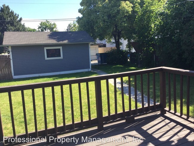Building Photo - 3 br, 1 bath House - 529 S 5th St E