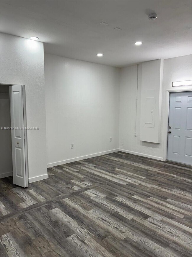 Foto del edificio - 30806 SW 192nd Ave