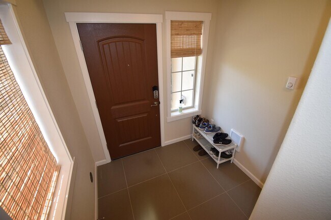 Foto del edificio - 15088 NW Marianna St