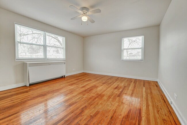 Foto del edificio - Chatham Grove