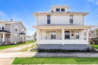 Building Photo - 215-217-217 Warren Dr