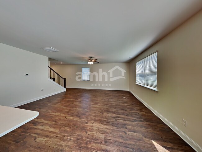 Building Photo - 11006 Hazel Gardens Drive